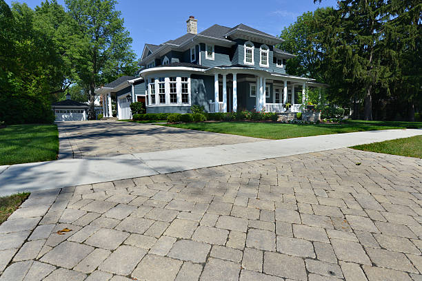 Reasons to Select Us for Your Driveway Paving Requirements in North Lindenhurst, NY